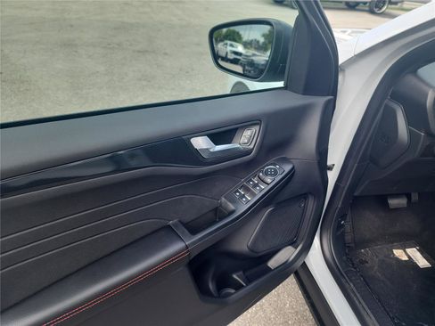 New 2026 Ford Escape ST-Line image 16