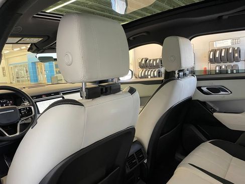 Used 2021 Land Rover Range Rover Velar R-Dynamic S AWD/4WD image 28