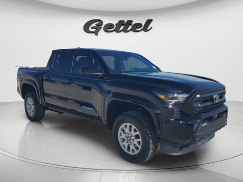 Certified 2026 Toyota Tacoma SR5 RWD image 3