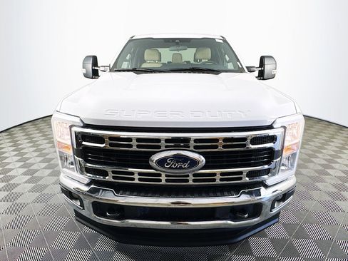 Used 2024 Ford F350 XLT image 2