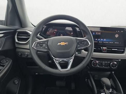New 2026 Chevrolet TrailBlazer LT w/ Convenience Package FWD image 12