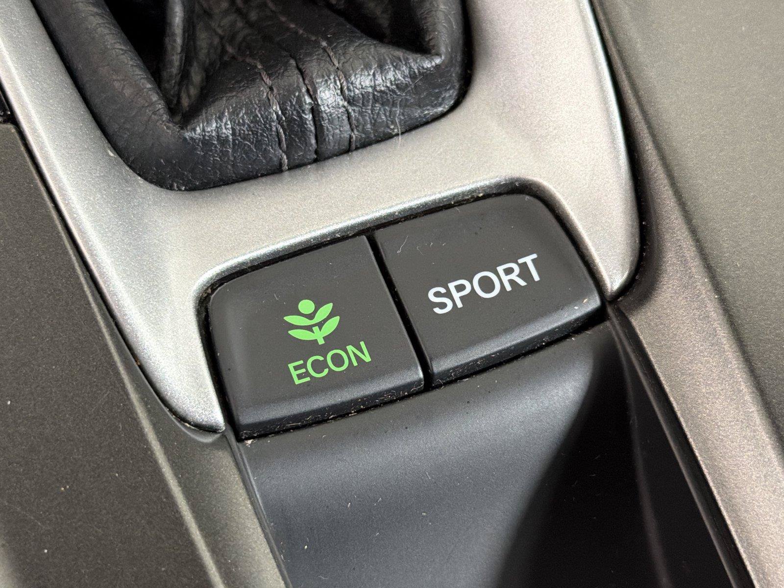 Used 2019 Honda Accord Sport image 29