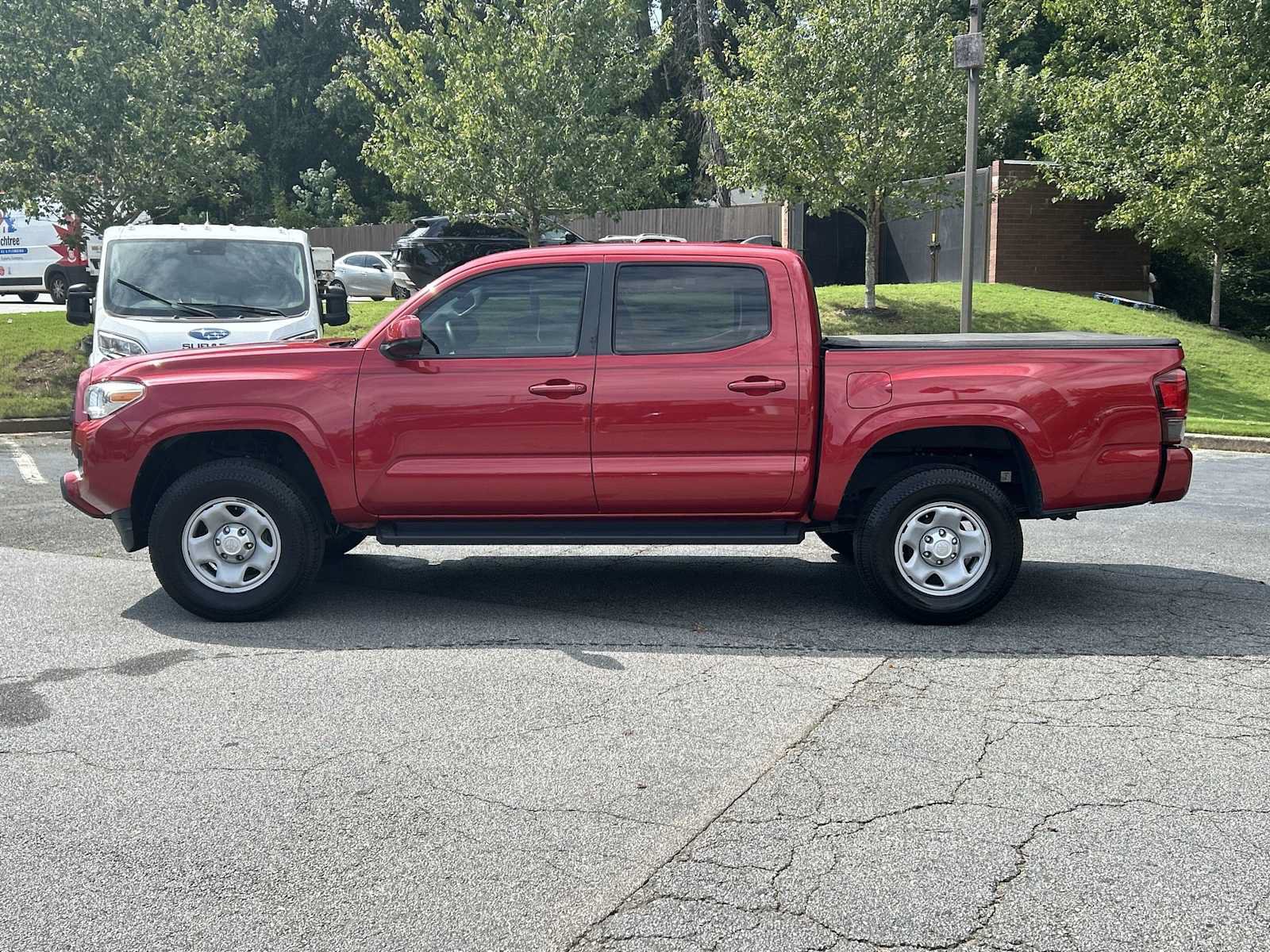 Used 2020 Toyota Tacoma SR w/ SR Convenience Package RWD image 2