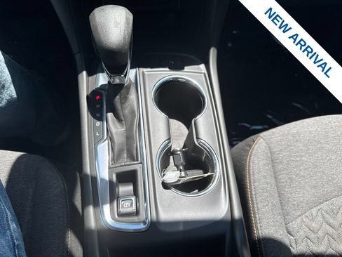 Used 2023 Chevrolet Equinox LT FWD image 27
