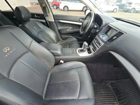 Used 2009 INFINITI G37 Journey w/ Premium Pkg image 11