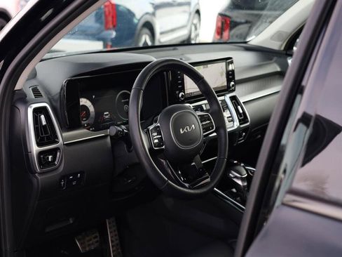 Used 2023 Kia Sorento SX image 6