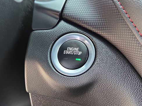 Used 2024 Chevrolet Equinox RS FWD image 23