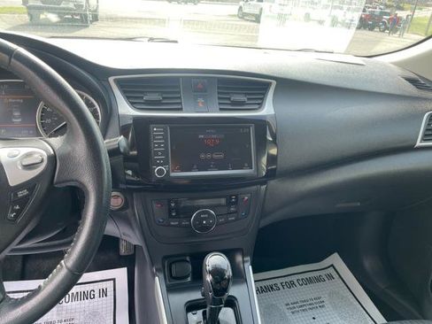 Used 2019 Nissan Sentra SV image 16