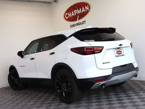 Certified 2025 Chevrolet Blazer LT w/ Redline Edition FWD image 4