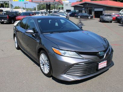 Used 2018 Toyota Camry XLE