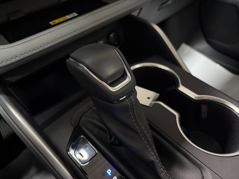 Used 2023 Toyota Highlander XLE image 24