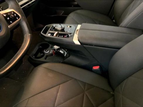 Certified 2023 BMW iX xDrive50 w/ Sport Package AWD/4WD image 8
