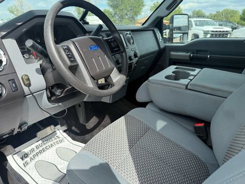 Used 2014 Ford F250 XLT w/ FX4 Off-Road Package AWD/4WD image 29