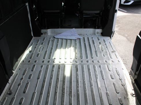 Used 2023 RAM ProMaster 2500 image 12