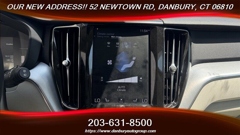 Used 2019 Volvo XC60 T6 Momentum w/ Premium Package AWD/4WD image 25