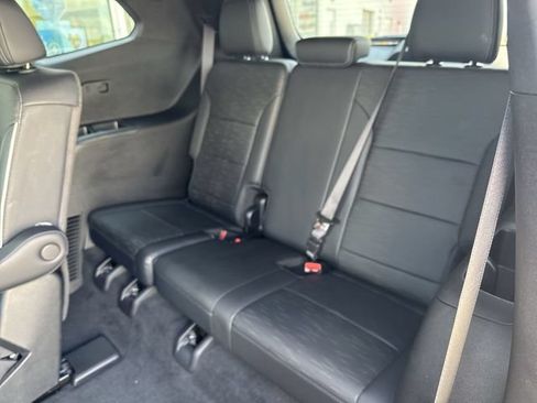 Used 2026 Buick Enclave Sport Touring FWD image 13