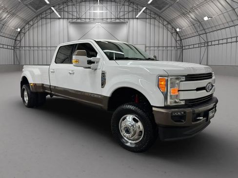 Used 2017 Ford F350 King Ranch w/ Chrome Package AWD/4WD image 8