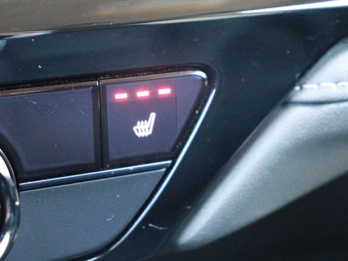 Used 2023 Honda Accord EX-L image 17