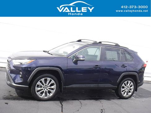 Used 2023 Toyota RAV4 XLE Premium image 2