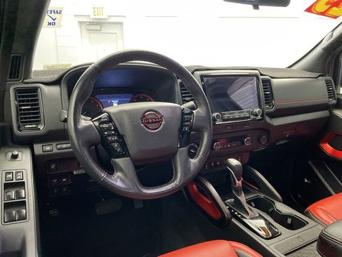 Used 2023 Nissan Frontier PRO-4X w/ Pro Convenience Package image 12