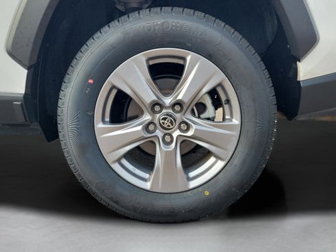 Used 2024 Toyota RAV4 XLE image 35