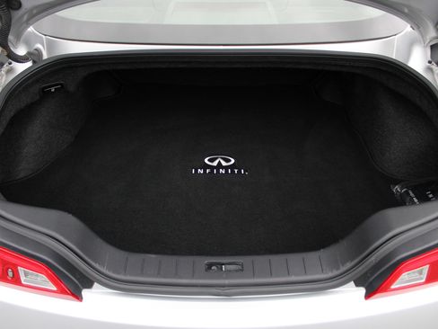 Used 2013 INFINITI G37 Journey w/ Premium Pkg image 15