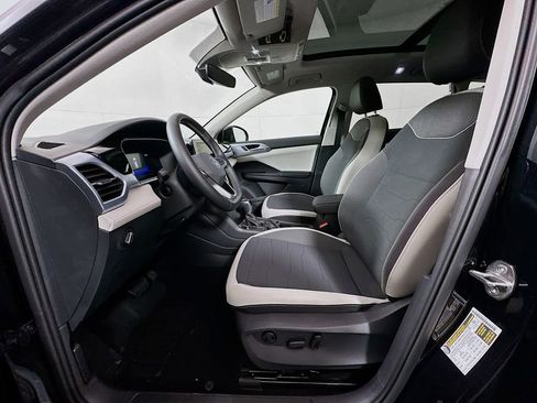 New 2026 Volkswagen Taos SE AWD/4WD image 10