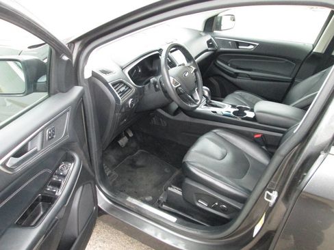 Used 2017 Ford Edge Titanium w/ Equipment Group 301A image 15