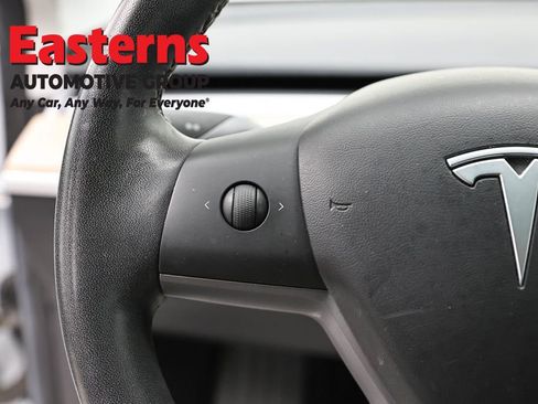 Used 2019 Tesla Model 3 Long Range image 15