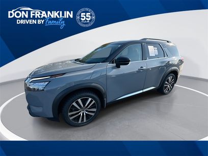 Used 2023 Nissan Pathfinder Platinum