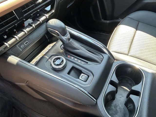 Used 2026 GMC Canyon AT4 w/ Technology Plus Package AWD/4WD image 28