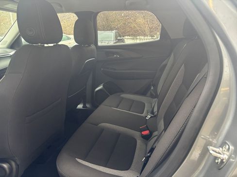 Used 2025 Chevrolet TrailBlazer LT image 24