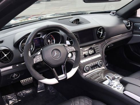 Used 2015 Mercedes-Benz SL 63 AMG image 25