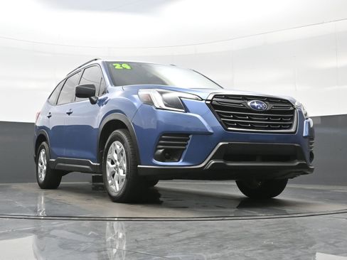 Used 2024 Subaru Forester AWD/4WD image 28