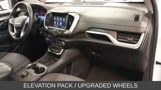 Used 2024 GMC Terrain SLE w/ Elevation Edition FWD image 38