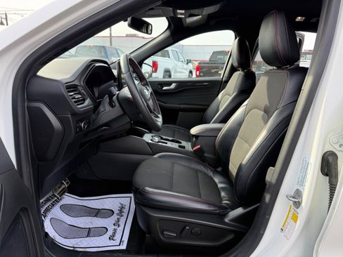Used 2023 Ford Escape ST-Line Elite image 10