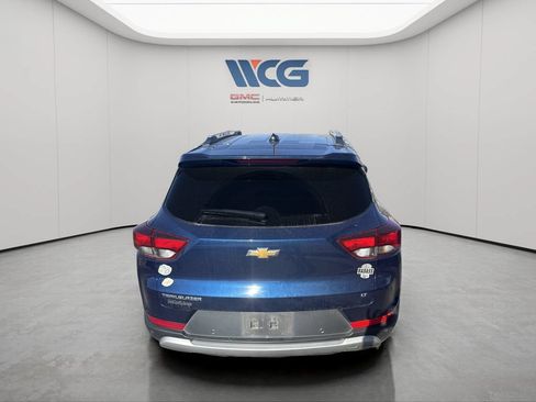 Used 2022 Chevrolet TrailBlazer LT w/ Driver Confidence Package FWD image 4