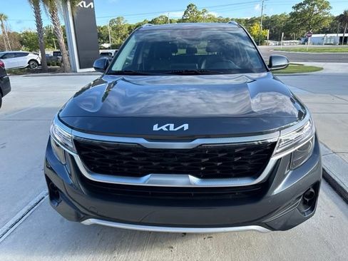 Certified 2023 Kia Seltos S FWD image 2