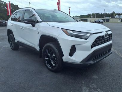 New 2025 Toyota RAV4 XLE