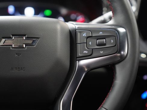 Used 2025 Chevrolet Blazer RS image 18