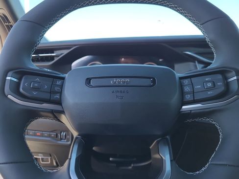 New 2026 Jeep Cherokee Limited image 23