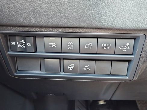 New 2026 Toyota Tundra Limited AWD/4WD image 12