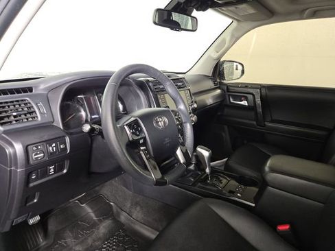 Used 2021 Toyota 4Runner TRD Off-Road Premium w/ Moonroof Package AWD/4WD image 14