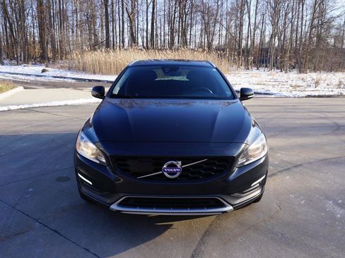 Used 2015 Volvo V60 T5 Cross Country w/ Protection Package image 8