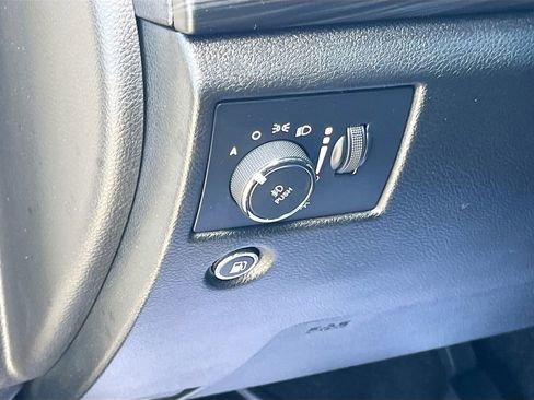 Used 2021 Jeep Grand Cherokee Laredo X image 10