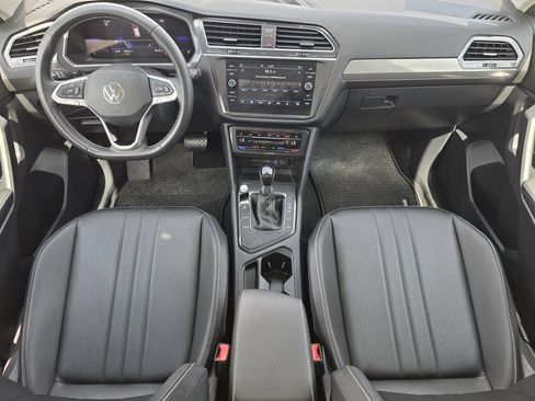 Used 2024 Volkswagen Tiguan SE R-Line FWD image 23