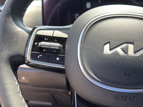 Used 2025 Kia Sorento SX Prestige AWD/4WD image 29