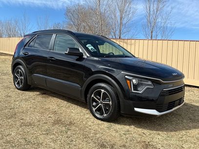 Used 2023 Kia Niro EX
