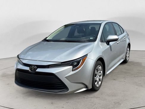 Used 2024 Toyota Corolla LE FWD image 7