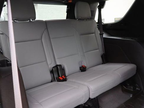 Used 2021 Chevrolet Tahoe LT w/ Luxury Package image 38